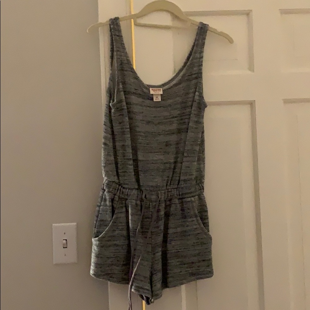 Mossimo might Grey sweatshirt material romper